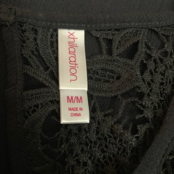 XHILARATION Crochet Lace Knit Tank Top Black Med - Picture 6 of 6